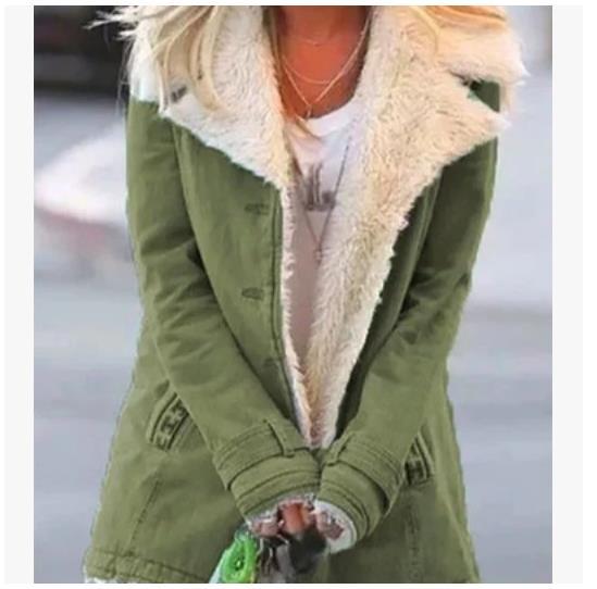 Cozy & Stylish Winter Jacket – Stay Warm with Elegance!