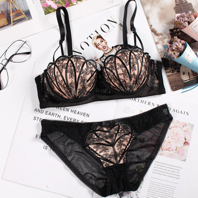 Romantic Lace Lingerie Set – Elegance and Comfort