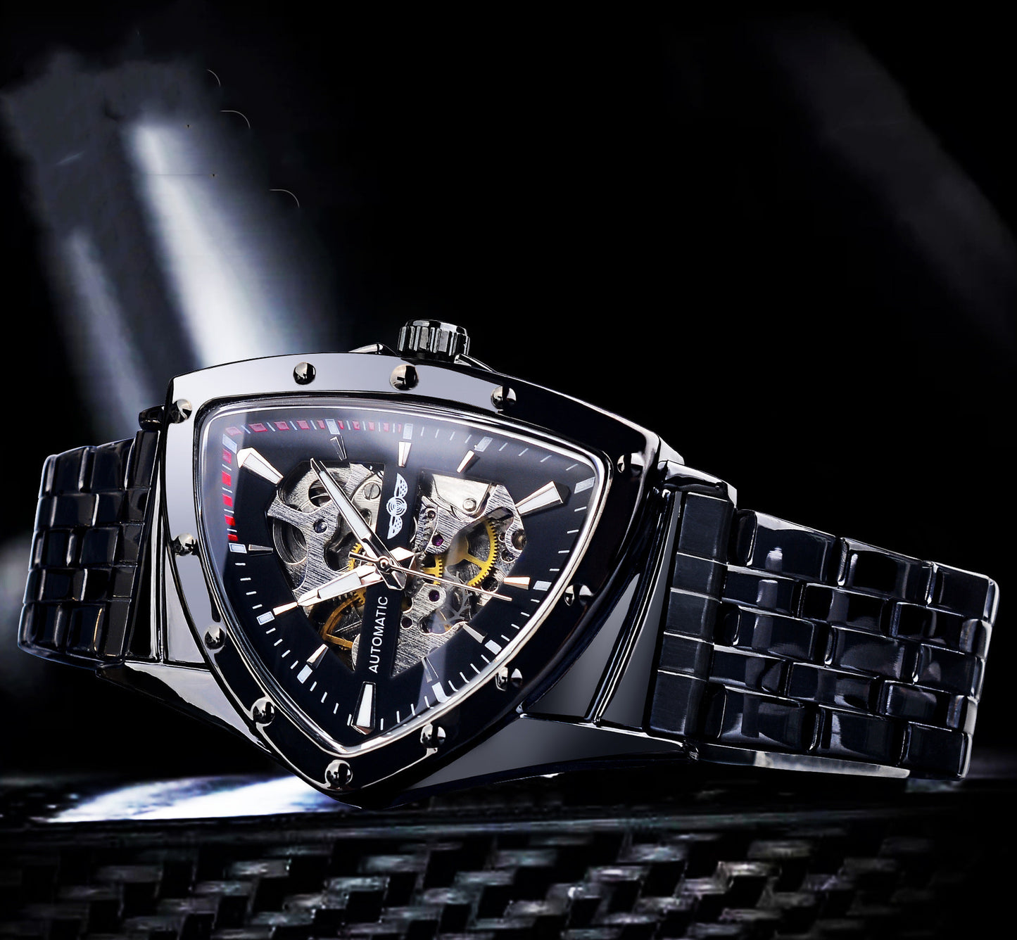 Triangular Mechanical Wristwatch – Futuristic Style and Sophisticated Mechanism