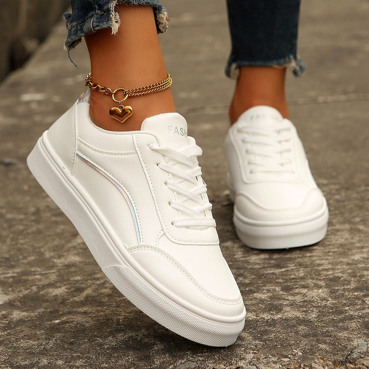 Elegant Casual Sneakers – Style & Comfort for Every Occasion!