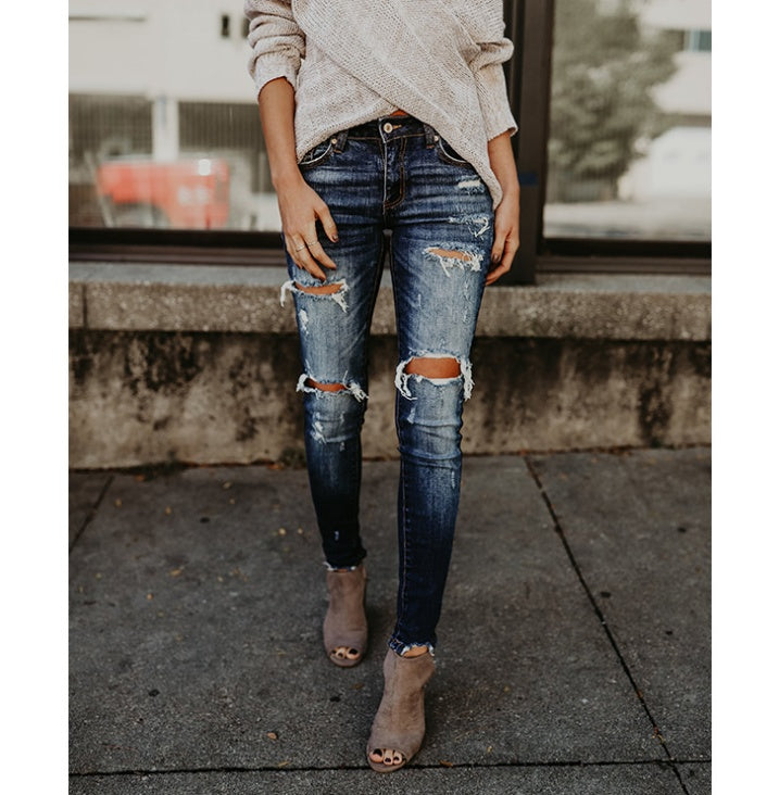 Ripped Skinny Jeans – Bold & Trendy!