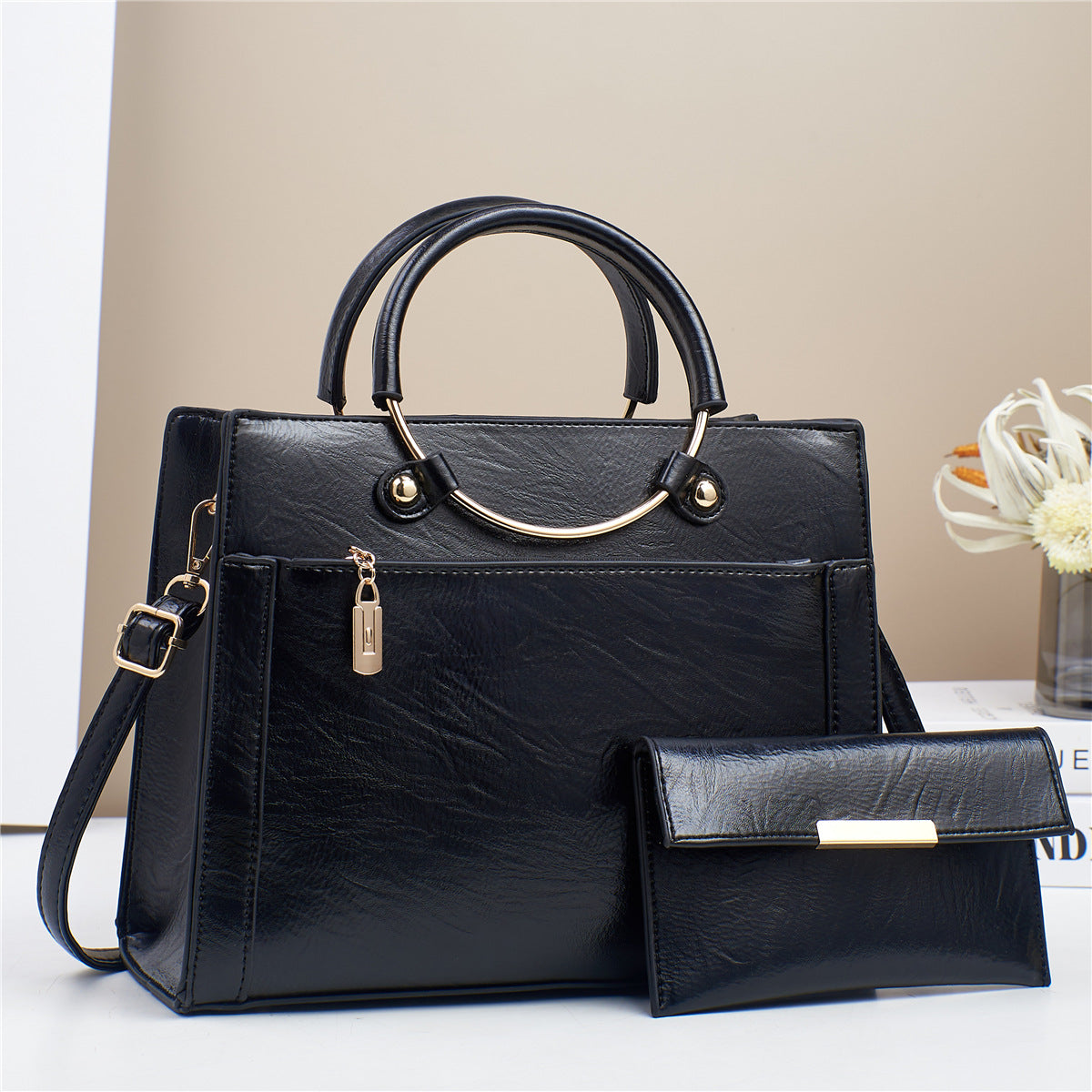 Elegant Retro Bag Set – The Perfect Blend of Style & Functionality!