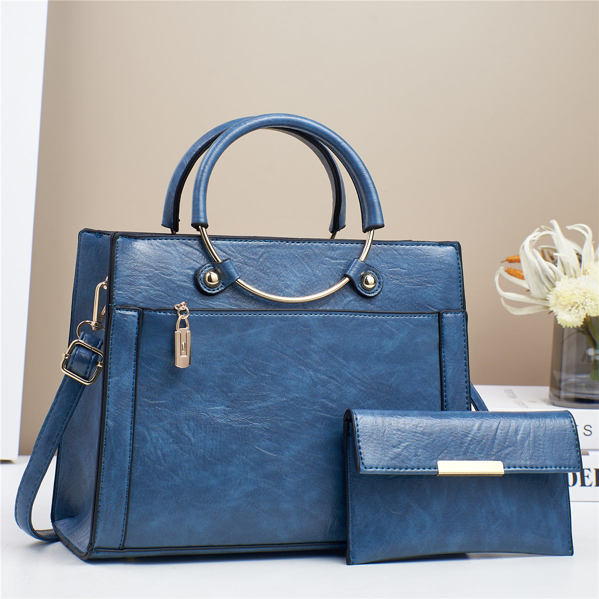 Elegant Retro Bag Set – The Perfect Blend of Style & Functionality!