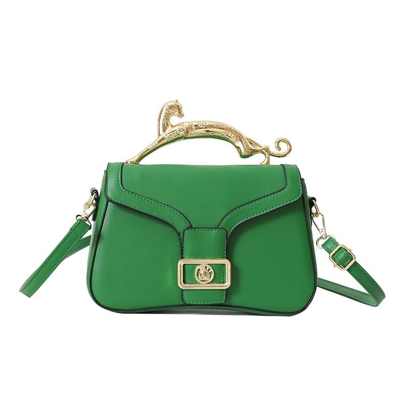 Elegance and practicality in one bag!