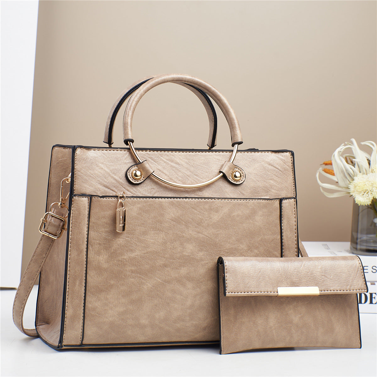 Elegant Retro Bag Set – The Perfect Blend of Style & Functionality!