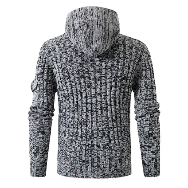 Cable Knit Hoodie – Klassista Tyyliä ja Mukavuutta