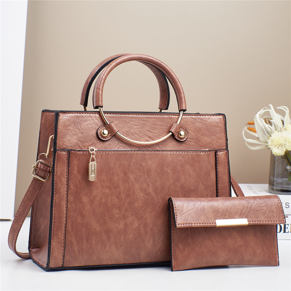 Elegant Retro Bag Set – The Perfect Blend of Style & Functionality!