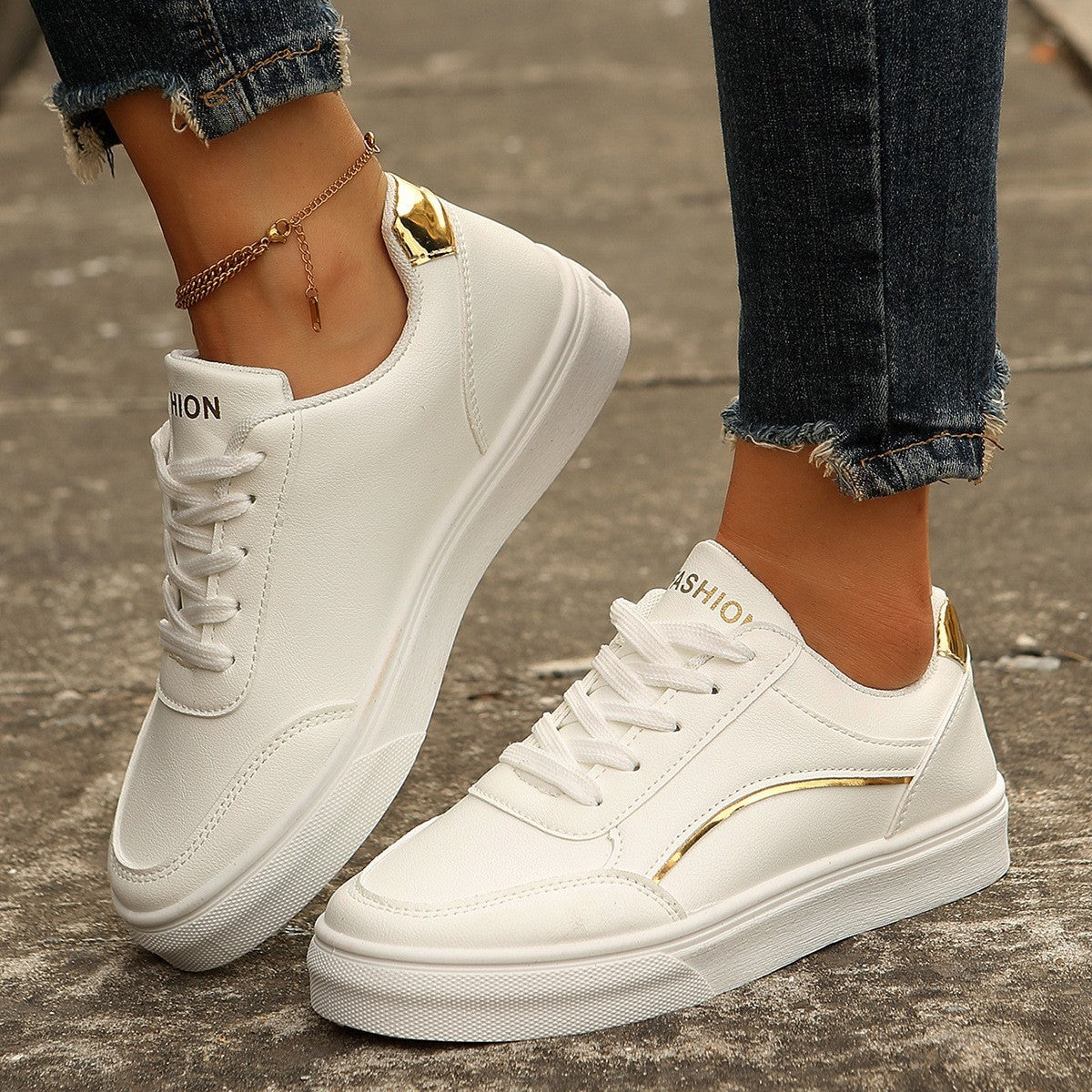 Elegant Casual Sneakers – Style & Comfort for Every Occasion!