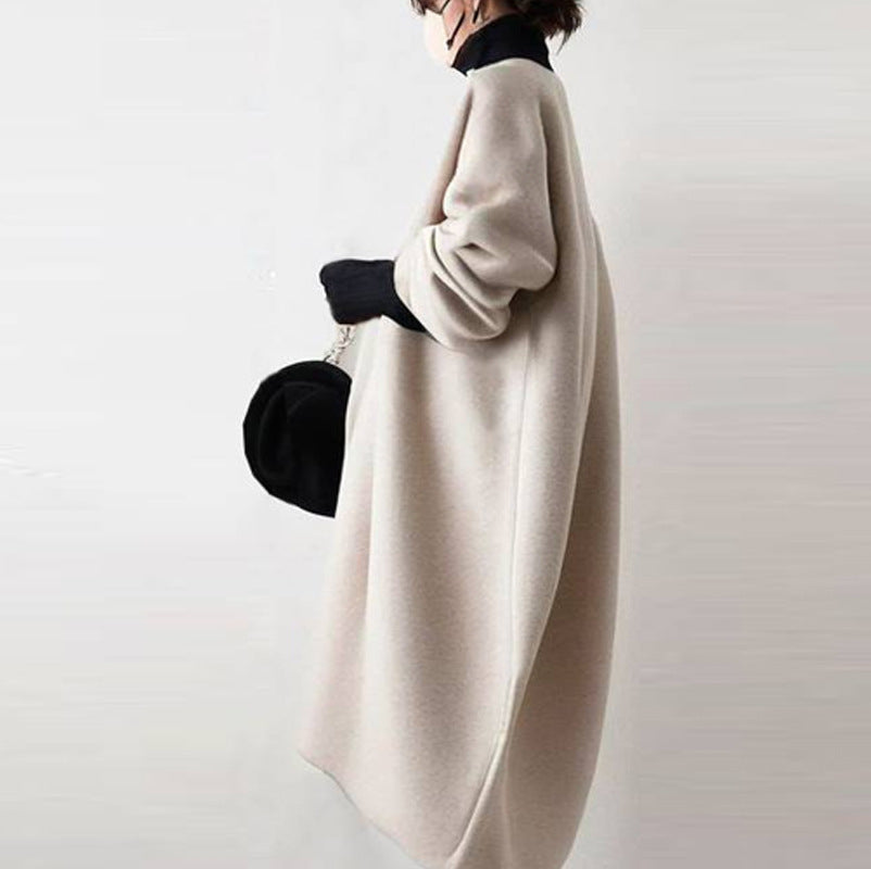 Minimalist Cocoon Coat – Effortless Elegance