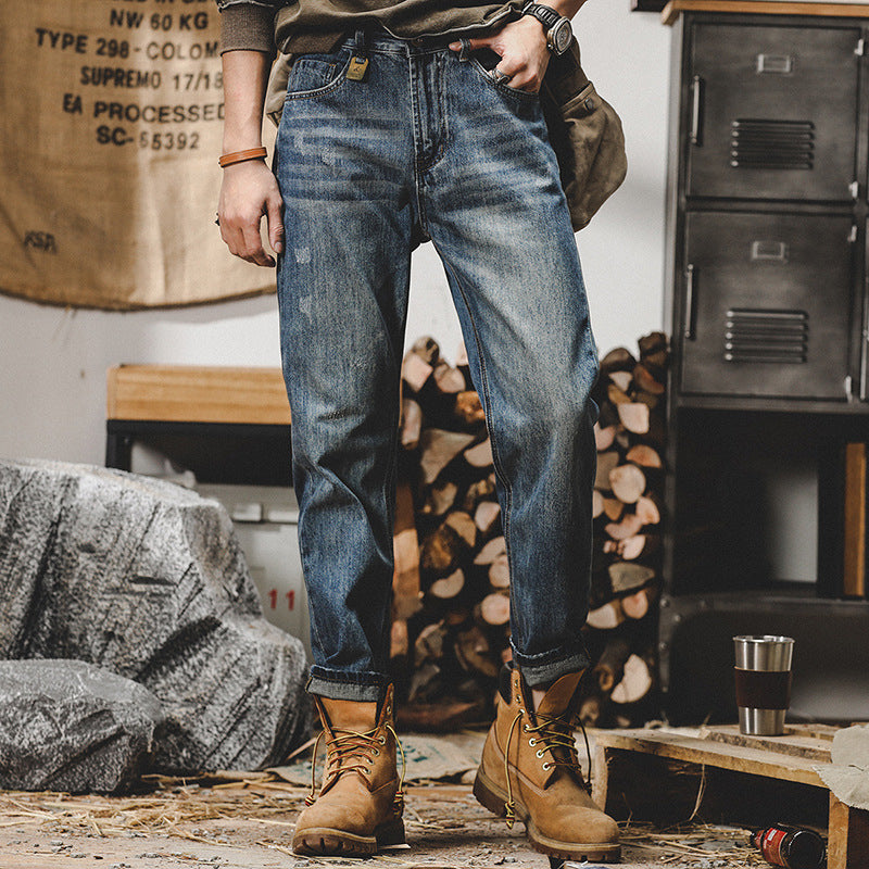 Workwear-Inspired Straight Jeans – Durable Everyday Style