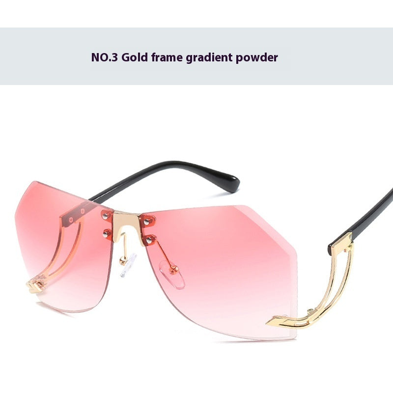 Celeste Shades – Light, Stylish, and Bold Sunglasses